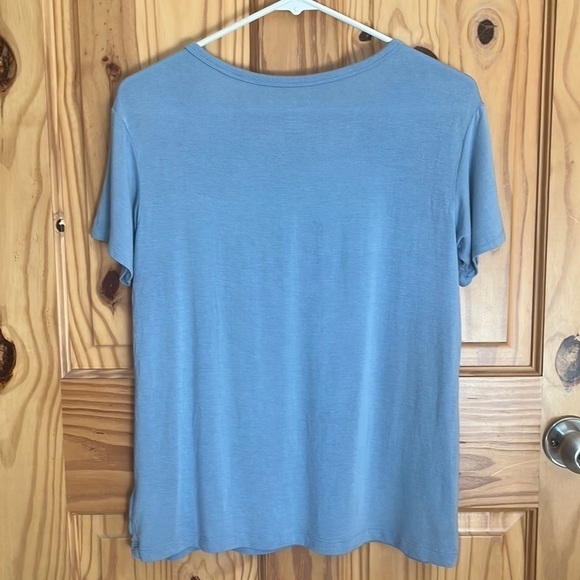 AMERICAN Eagle Outfitters Soft & Sexy Lace Up Crew Neck T-Shirt - Picture 5 of 7